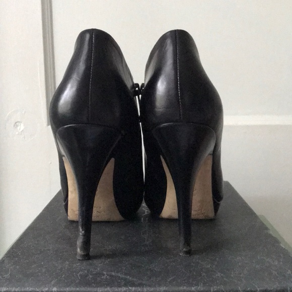 Via Spiga Black ankle booties - size 8.5 - Picture 2 of 3